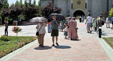 Eskişehir sıcağına şemsiye çözümü