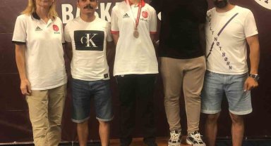 Eskişehirli sporcudan halterde gümüş madalya