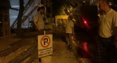 Gece geç saatlere kadar devam eden inşaat mahalleliyi canından bezdirdi