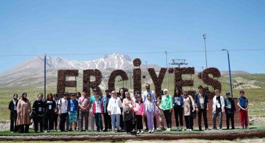 Gençler; 'Dünya Gençlik Becerileri Günü'nde Erciyes'te Buluştu