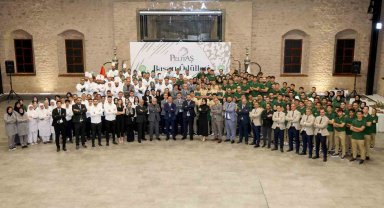Hizmet sektöründe 250 kişilik kadrosuyla hizmet veriyor