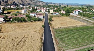 İnönü'de İstiklal Caddesindeki asfalt çalışması tamamlandı