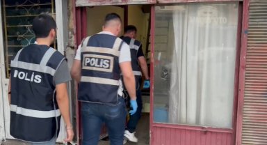 İş yerinde kaçak tütün hazırlayan şüphelilere operasyon