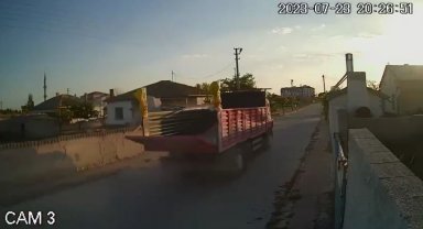 Kamyonun çarptığı motosiklet sürücüsü hayatını kaybetti