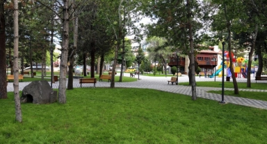 Karaman’da Türk Dil Parkı’nda yenileme çalışması yapıldı
