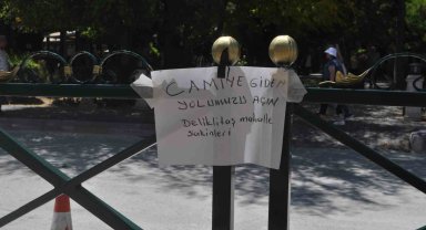 Karşıdan karşıya geçmeyi zorlaştıran bariyerlere vatandaştan tepki