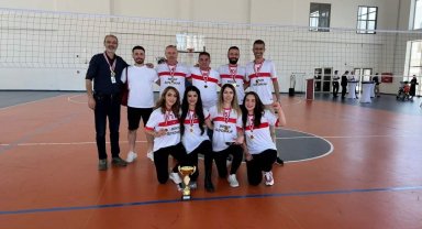 Kayseri Şehir Hastanesi'nde şampiyon: Yetişkin Acil Takımı