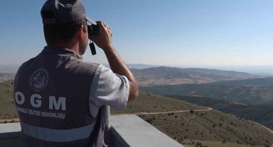 Keskin gözler yeşil doğanın üzerinde: Bin 760 rakımlı zirvede yangın nöbeti tutuyorlar