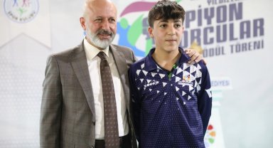 Kocasinan'ın Milli Sporcusu Kenan Eren Kahraman, Avrupa üçüncüsü