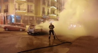 LPG'li otomobil alev alev yandı