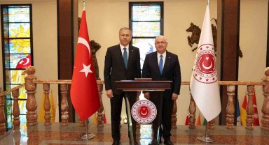 Millî Savunma Bakanı Güler, İçişleri Bakanı Yerlikaya ile bir araya geldi