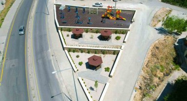Niğde Belediyesinden Kırlangıç Sokağa çocuk parkı