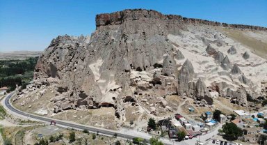 Selime Katedrali ihtişamıyla yerli ve yabancı turistleri cezbediyor