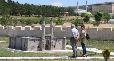 Sivas'ın tarihini gözler önüne seren bu proje, Türkiye'de tek olma özelliğine sahip