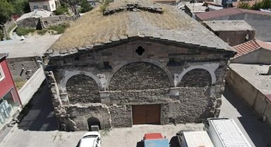 Tomarza'daki Tarihi Ermeni Kilise'si Bakım Bekliyor