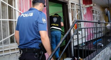 Ülke genelinde kesinleşmiş hapis cezası ile aranan bin 958 kişi yakalandı
