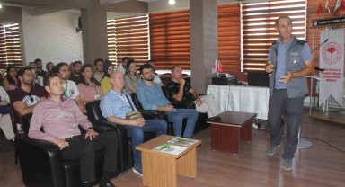 Üniversite öğrencileri Konya'da erozyon çalışmaları hakkında bilgilendirildi
