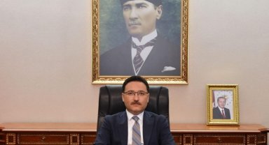 Vali Çiçek: "Gazetecilerin ortaya koydukları emek, çaba ve gayretleri takdire şayandır"