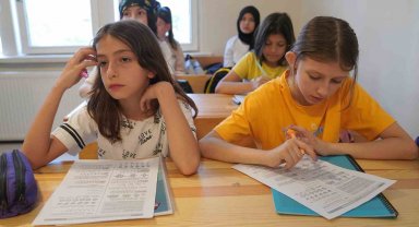 Yaz dönemi eğitim programlarından 400'e yakın öğrenci faydalanıyor