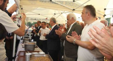AHİD'den vatandaşlara aşure