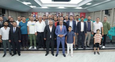 Ankara'da MHP'ye üye akını