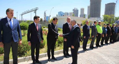 Ankara'nın yeni Emniyet Müdürü Dinç görevi törenle devraldı