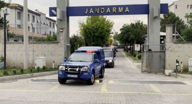 Aranan 4 hapis hükümlüsü şahıs jandarmanın uygulamasında yakalandı