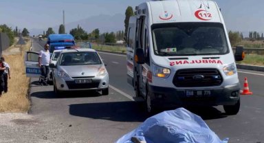 Arızalanan aracını emniyet şeridine çeken sürücü canından oldu