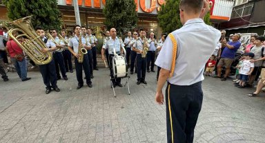 Askeri Bando Takımı'ndan 'Zafer' konseri