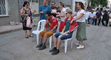 Askerlik çağına gelen engelli gençler için eğlence düzenlendi