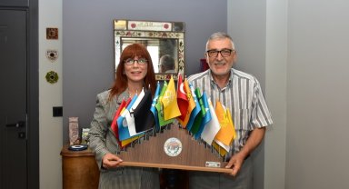 Başkan Bozkurt'tan Yeşilay Eskişehir Şube Başkanı Dökmeci'ye hayırlı olsun ziyareti