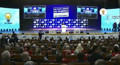 Başkan Büyükkılıç, AK Parti'nin 22. kuruluş yıl dönümü programına katıldı
