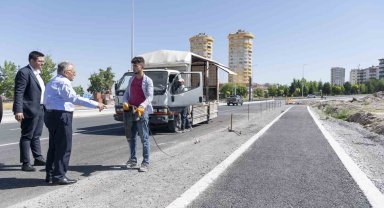 Başkan Büyükkılıç'tan yeni yapılan yollara 'bisiklet yolu' vurgusu
