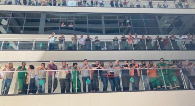 Çankaya Belediyesi personelinden Başkan Taşdelen'e protesto