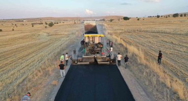 Çevril - Taşhan Arasındaki Yolda Asfalt Çalışması Başladı