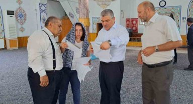 Depremde hasar gören tarihi cami onarılacak
