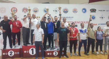 Eskişehirli sporcular uluslararası turnuvaya damga vurdu