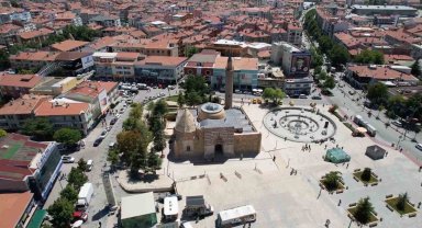 Hirfanlı Baraj Gölü Yelken yarışları tanıtımı tarihi Cacabey Meydanında yapıldı