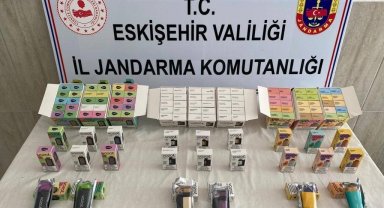 Kaçak elektronik sigara satışı yapmaya hazırlanan şahıs yakayı ele verdi