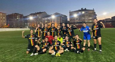 Kayseri Kadın FK yarı finalde