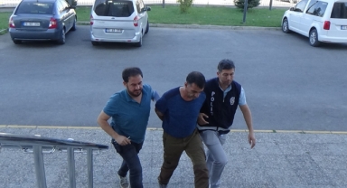 Kimliğini çaldıkları Gurbetçinin bankadaki hesabını sıfırlayan 2 dolandırıcı tutuklandı