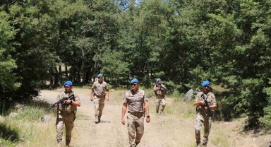 Komandolar havadan ve karadan yangına karşı teyakkuzda