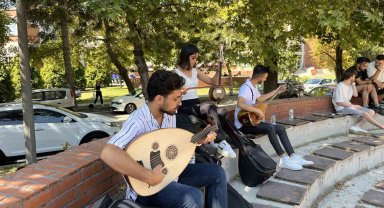 Konservatuvar mülakatı öncesi heyecan içinde son provalarını yaptılar