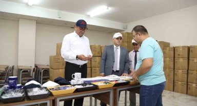 Rektör Altun, ERÜ Store deposunu inceledi