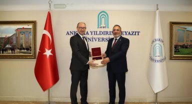 Rektör Erdal'dan Ankara Yıldırım Beyazıt Üniversitesine ziyaret