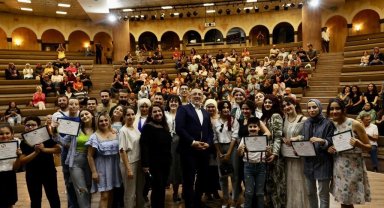 Şehir Tiyatrosu Gençlik Kulübü, izleyicilerle buluştu