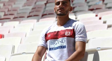 Sivasspor, Yunan stoper Achilleas Poungouras'ı kadrosuna kattı