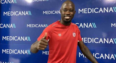 Sivasspor'un yeni transferi Modou Barrow sağlık kontrolünden geçti