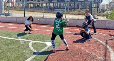 Softbol Türkiye Birinciliği müsabakaları sona erdi