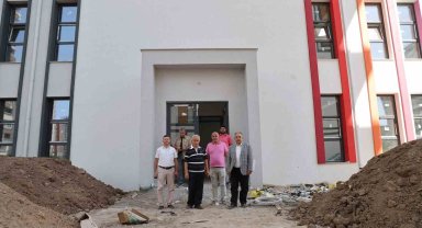 Talas Mehmet Karamercan Kütüphanesi gün sayıyor